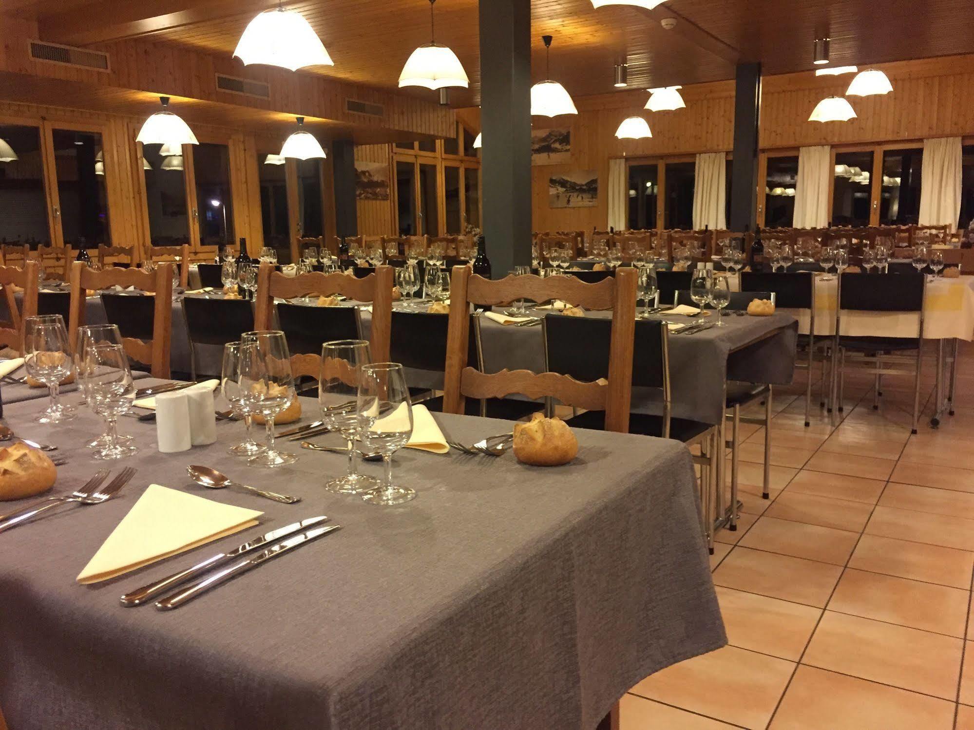 Hotel Roc Et Neige Chateau-d'Oex Zewnętrze zdjęcie